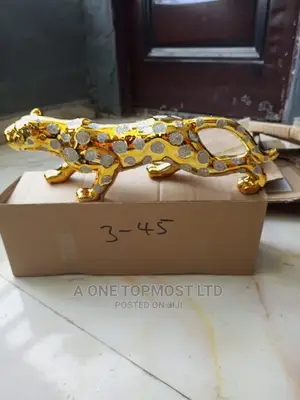Golden Artwork (Jaguar )