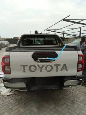 Toyota Hilux Both Cover Sliding Automatic With Remote