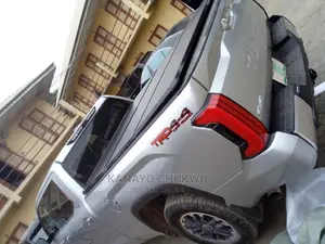 Back Boot Cover for Toyota Tundra 2023