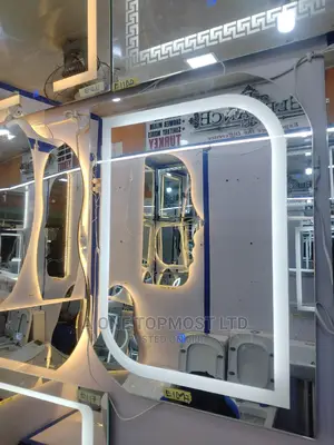 Led Mirror (D Shape)