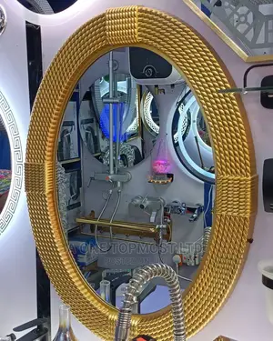 Gold Oval Mirror (7 in 1 Line)