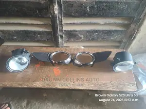 Fog Lights and Covers Toyota Sienna 2011-2015