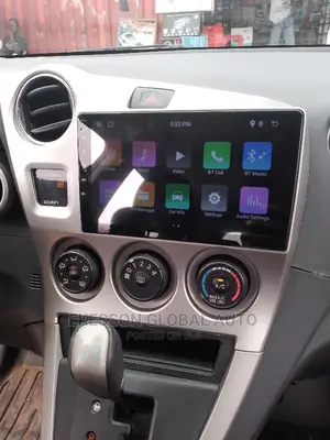 Toyota Matrix 08-2010 Android Screen With Reverse Camera
