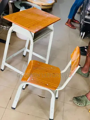 Metal Leg Students Chair