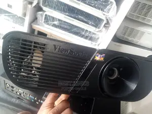 Viewsonic Projector With Hdmi, Vga, Usb With 3500lumens