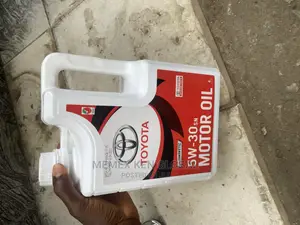 Toyota Engine Oil 5w30