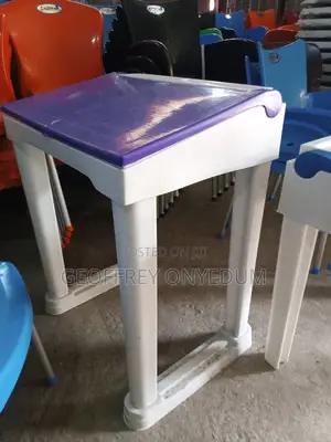Altak Desk for Graduating Students