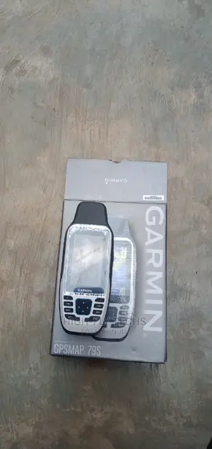Garmin GPSMAP 79s - Marine Handheld With Worldwide Basemap