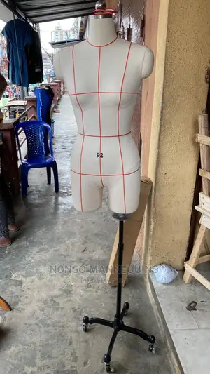 Size 10 Full Pinnable Red Dressform