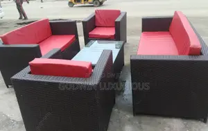 Glass Top Table Set for Restaurants