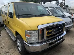 Ford E350 2009 Yellow