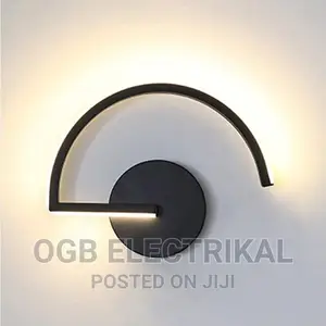 Minimalist Wall Lamp