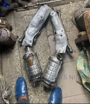 Complete Exhaust Catalyst for Lexus Gx460 2011/2022 Model