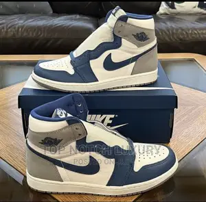 Nike Air Jordan 1 Retro High True Blue
