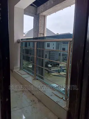 Stainless/Dark Grey Glass Railing