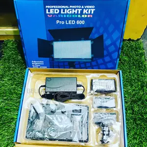 Led 600 Professional Video Light