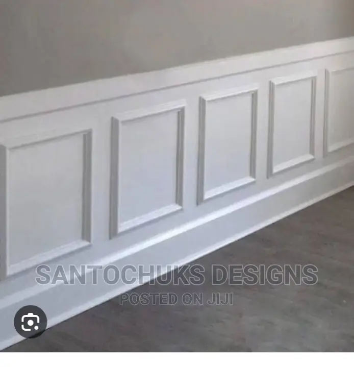 Pop Cornice for Wainscoting