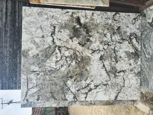 Italian Alaska Blanco