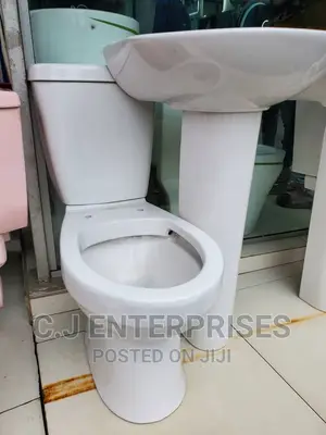 Quality Golden Diamond Top Flush Wc And Wash Hand Basin.