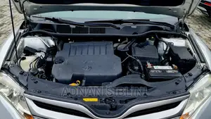Toyota Venza XLE FWD 2013 Silver