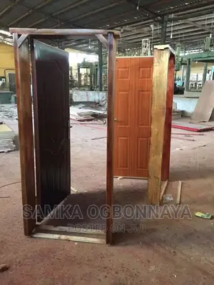 Saco Doors