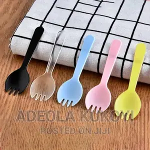 Pack of Disposable Plastic Ice Cream Fork