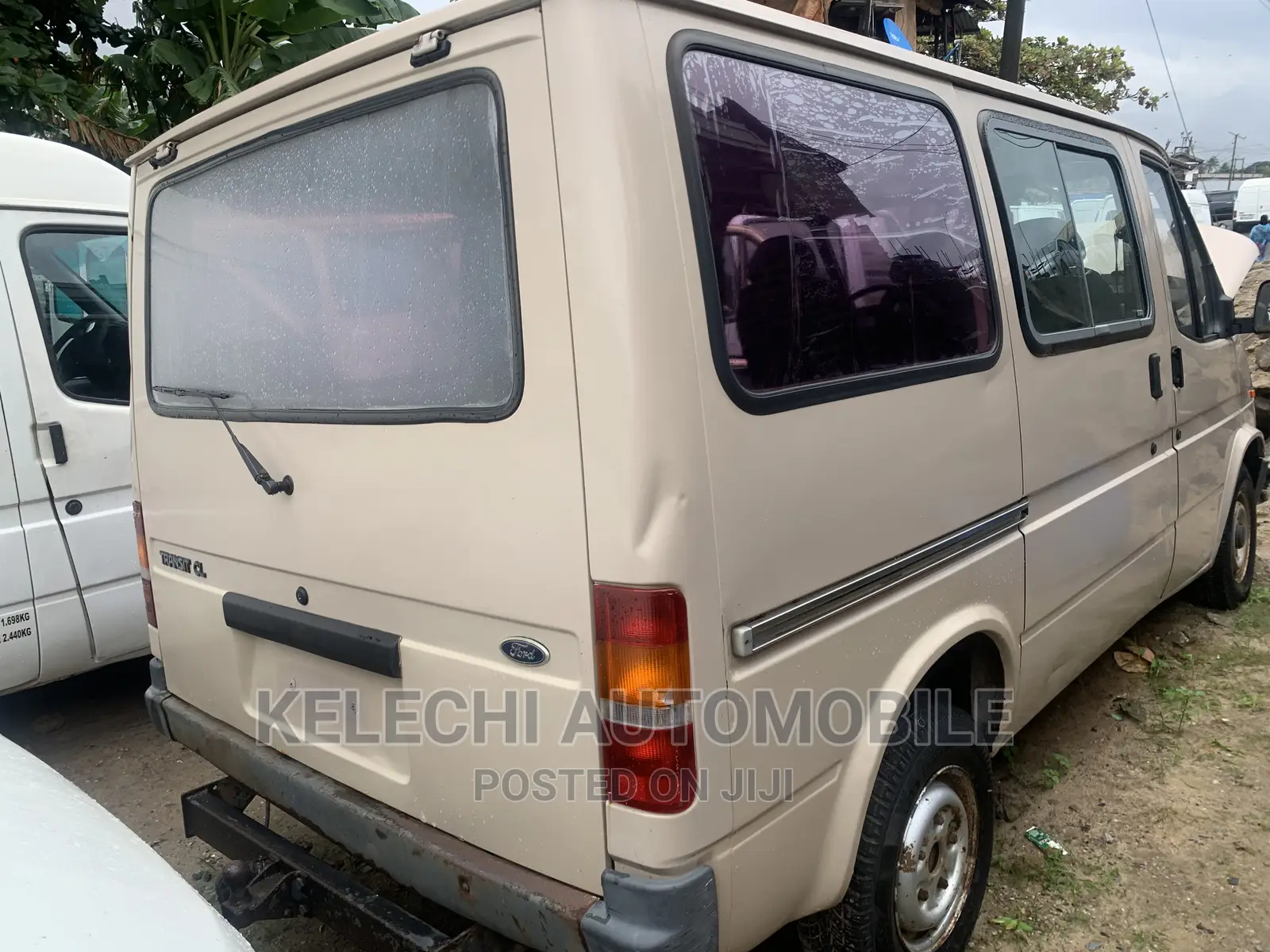 Ford Transit 2000