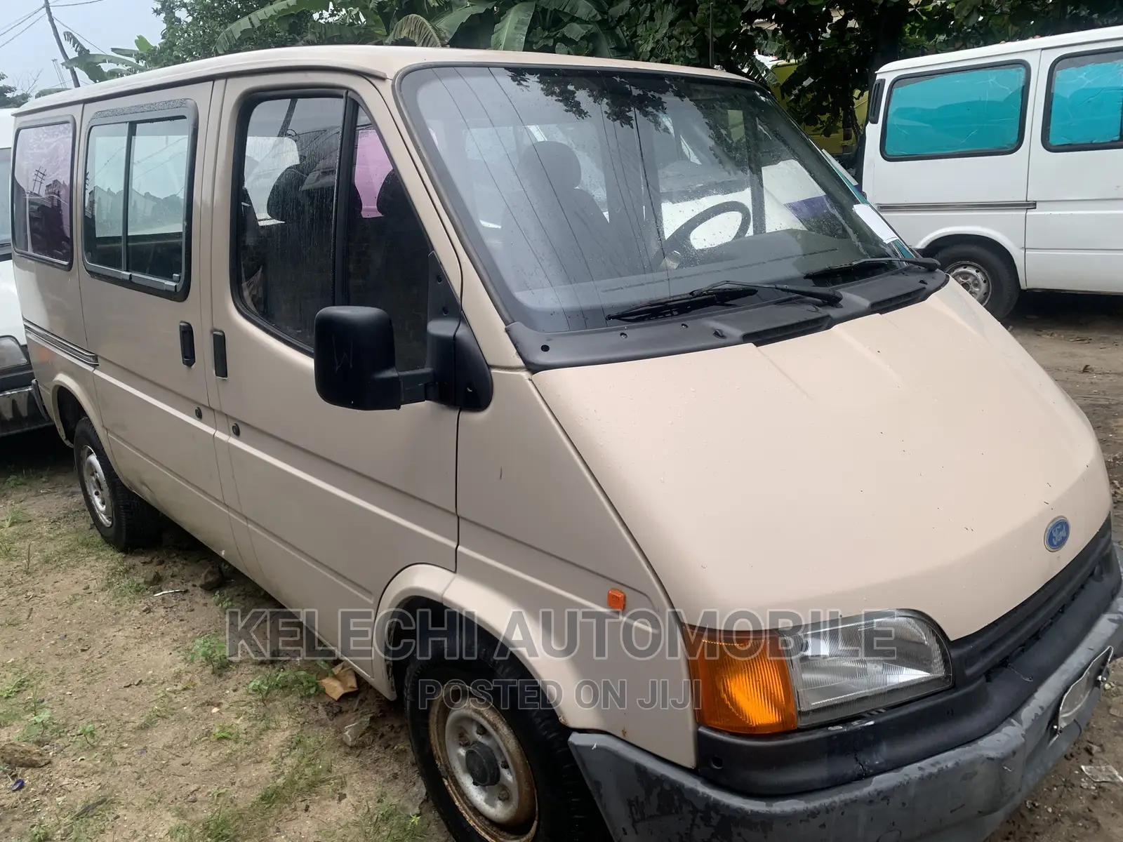 Ford Transit 2000