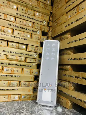 60w D2 Felicity All in One Solar Street Light Available