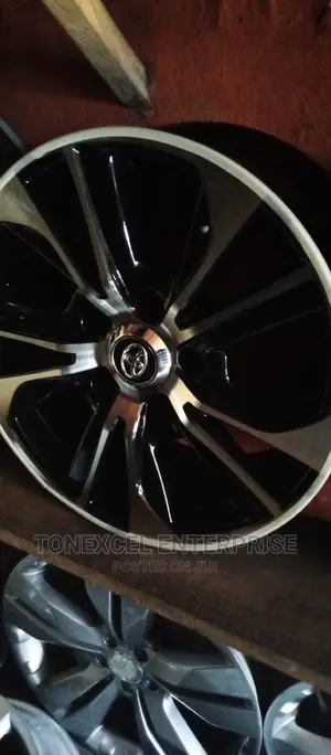 Brand New Toyota Land Cruiser Alloy Wheel Rim 20