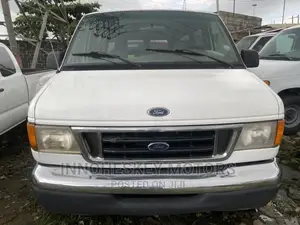 Ford E350 2006 White