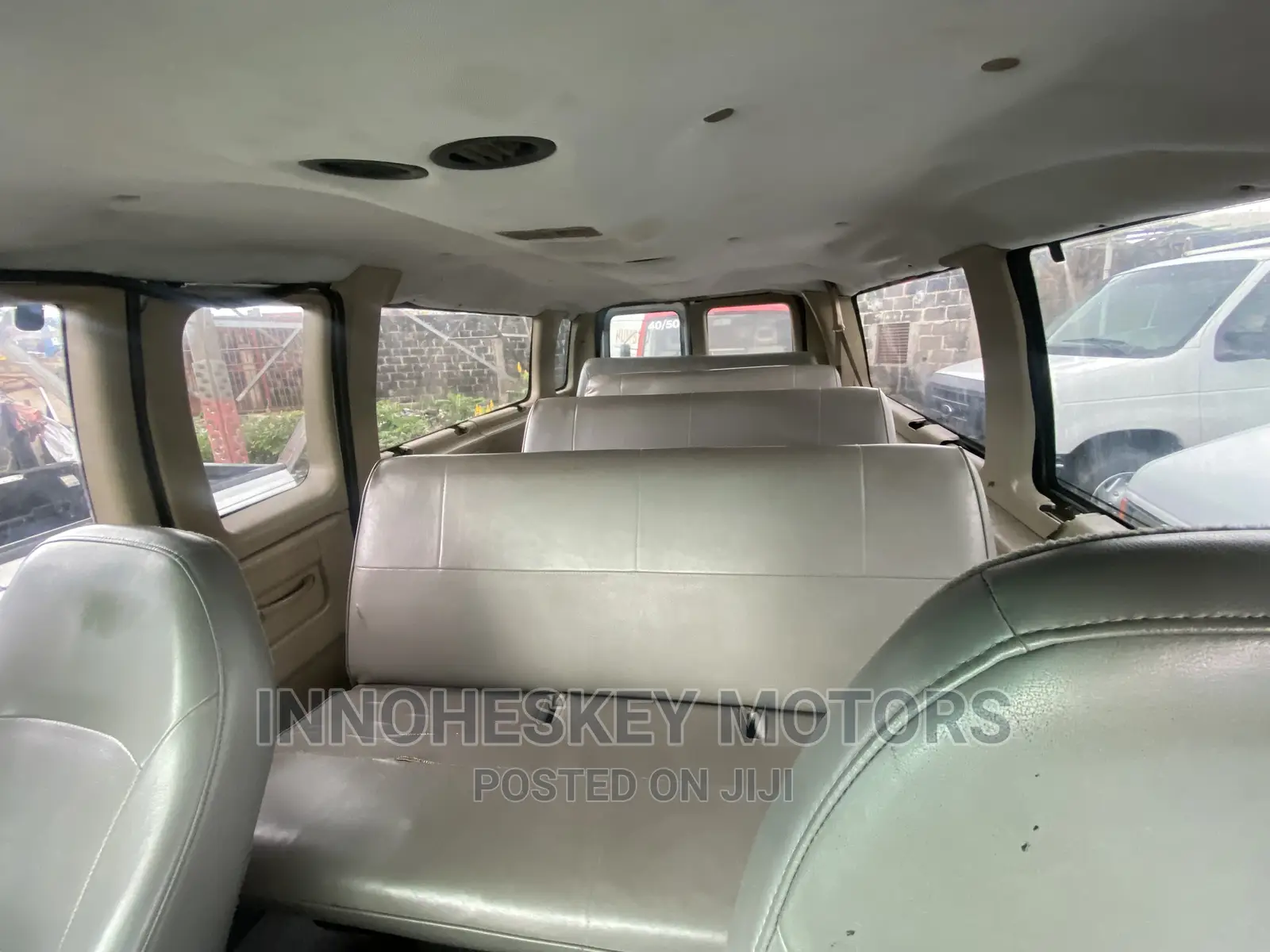 Ford E350 2006 White