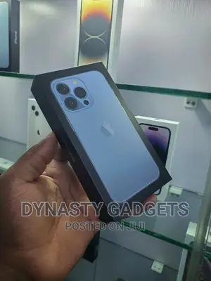 New Apple iPhone 13 Pro 256 GB Blue