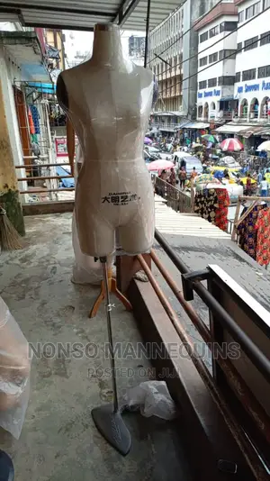 XL Siz 10 Fully Pinnable Dimming DRESSFORM Stand
