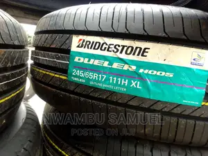 245/65r17 Bridgestone Tyre