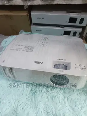 London Used NEC Projector With 2 HDMI Ports