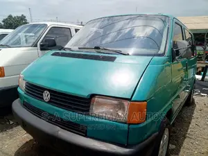 Volkswagen Transporter 2001 Green