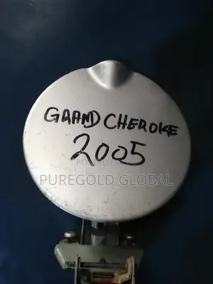 Grand Cherokee Fuel Tank Cover