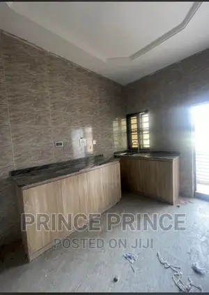 Furnished 2bdrm Block of Flats in Surulere for rent