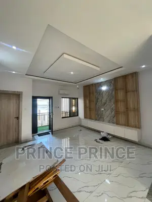 Furnished 2bdrm Block of Flats in Surulere for rent