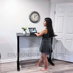 Electric Adjustable Height Table