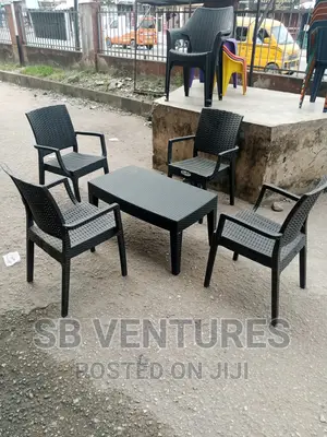 Indoor Outdoor 4 Chairs and Table Set