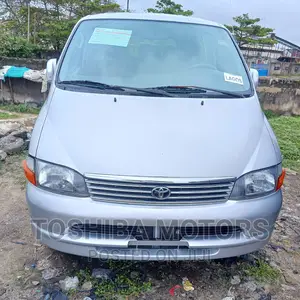 Toyota HiAce 2004 Silver