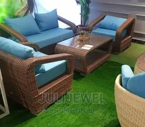 Executive Outdoor Garden Chair Set With Table