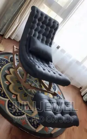 Luxury Relaxing Chair