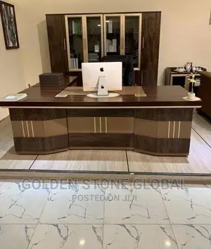 Luxurious Executive Office Table.