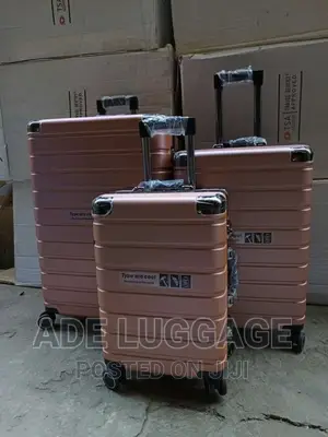 High Metal Quality Traveling Luggage .