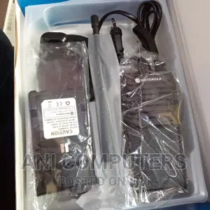 Motorola M9 Wireless Two-Way Radio Walkie Talkies