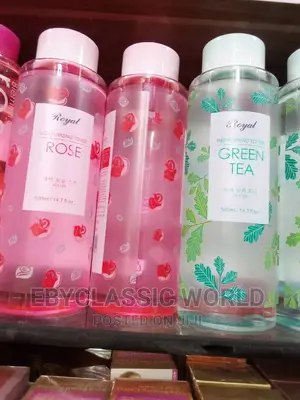 Royal Refreshing and Mosturizing Face Toner