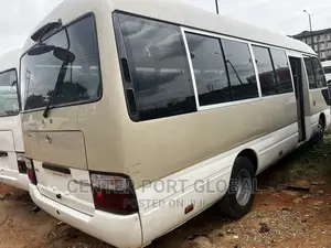 Toyota Coaster 2017